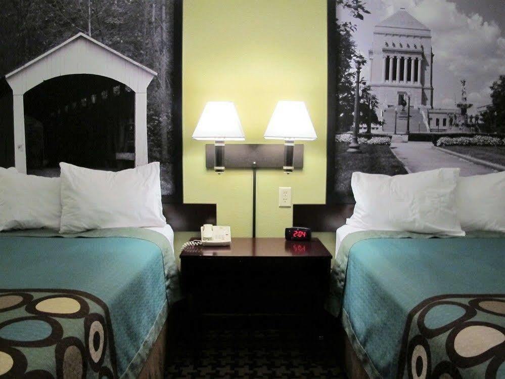 Super 8 By Wyndham Cloverdale Wine Country Zewnętrze zdjęcie