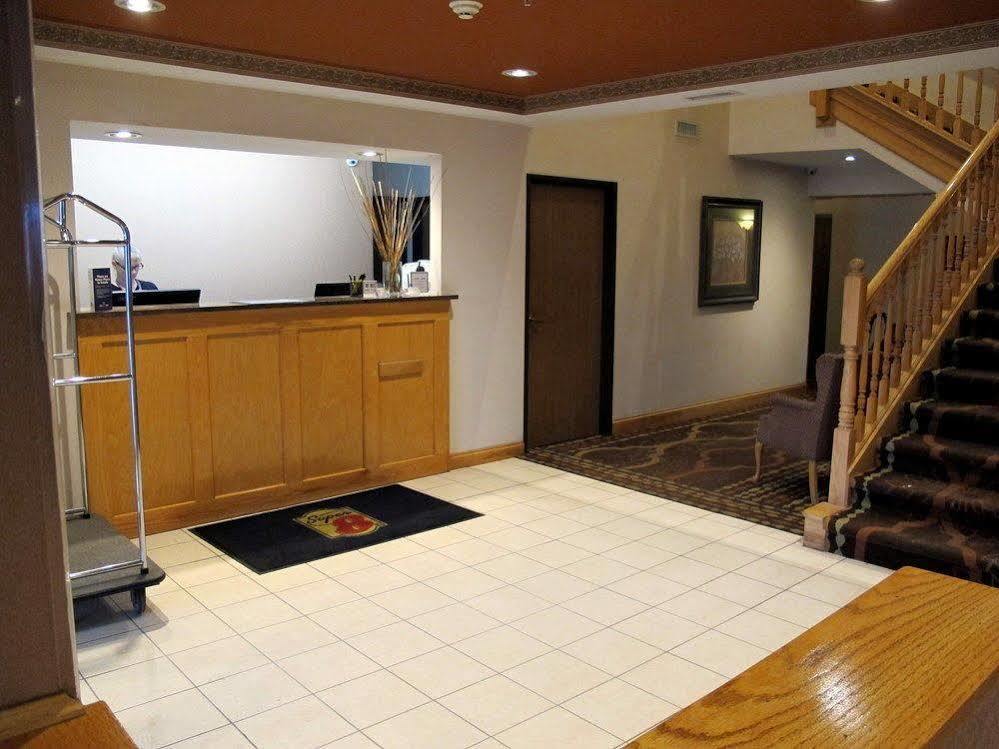 Super 8 By Wyndham Cloverdale Wine Country Zewnętrze zdjęcie